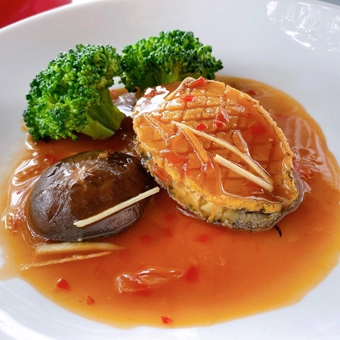 Bào ngư hồng xíu nguyên con